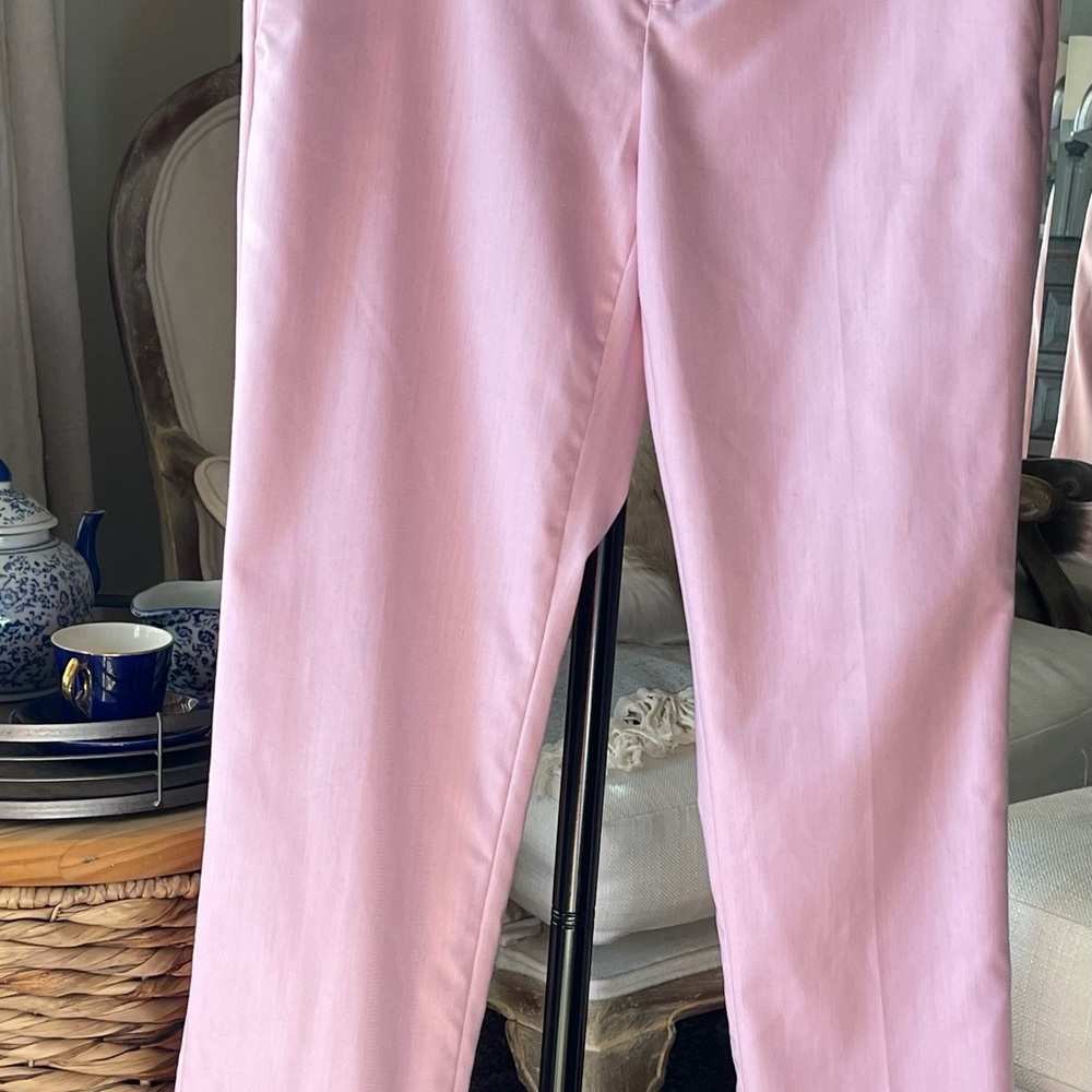 Banana Republic Ryan Size 4 Pink Dress pants. Beautiful pink color.